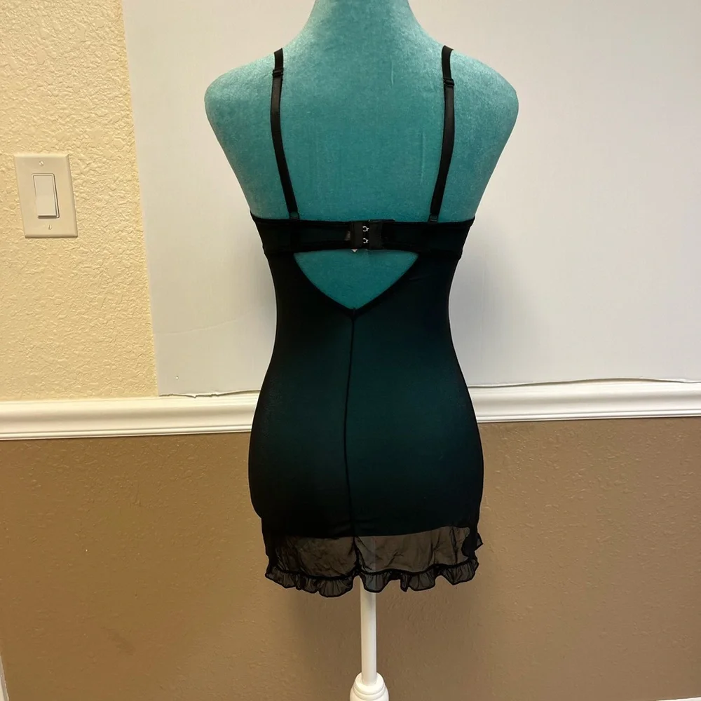 Native Intimates Black Lace Hot Pink Accent Babydoll Size 34B Adjustable Straps‎